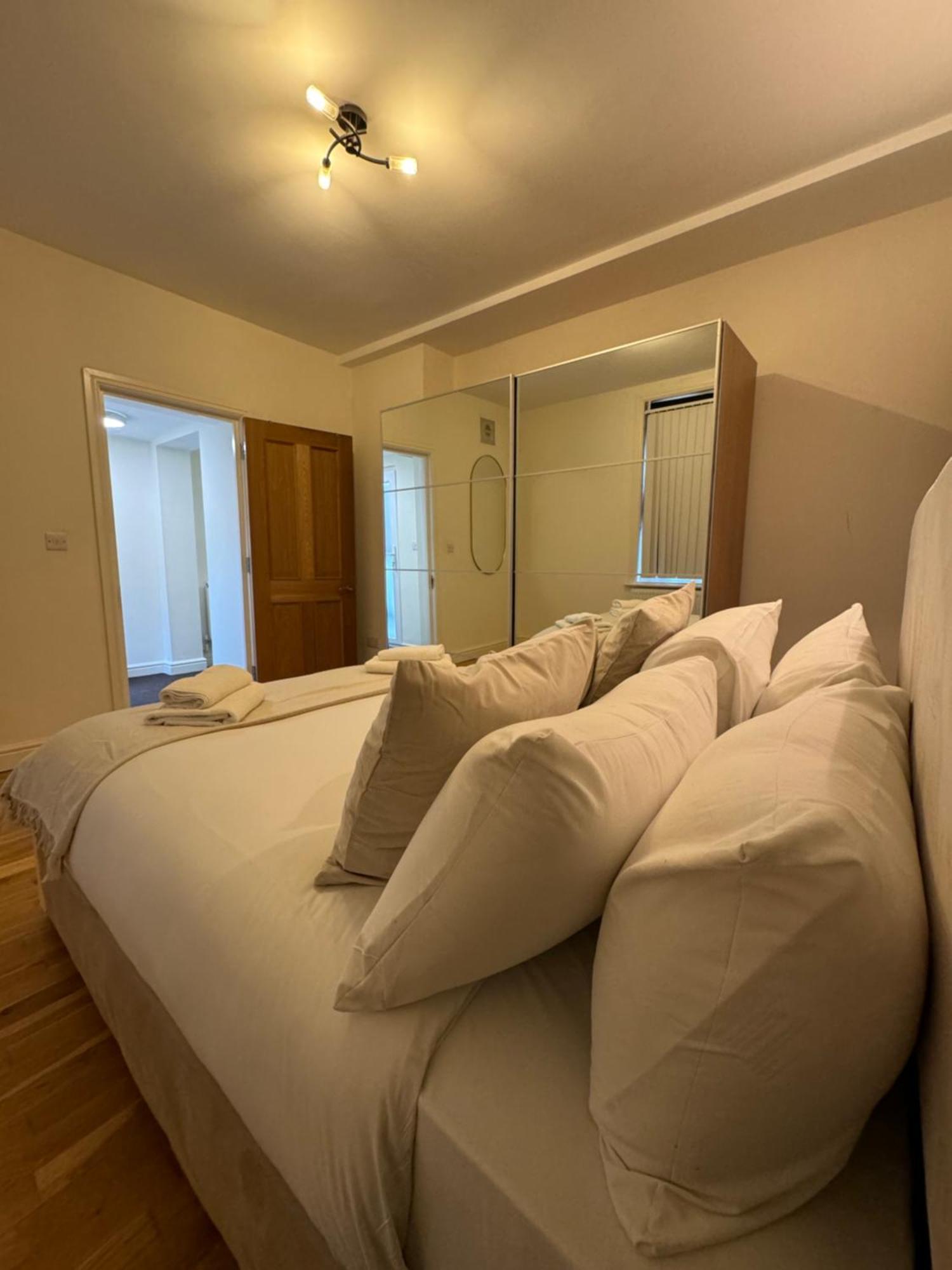 Sutherland Avenue Apartments Londen Buitenkant foto